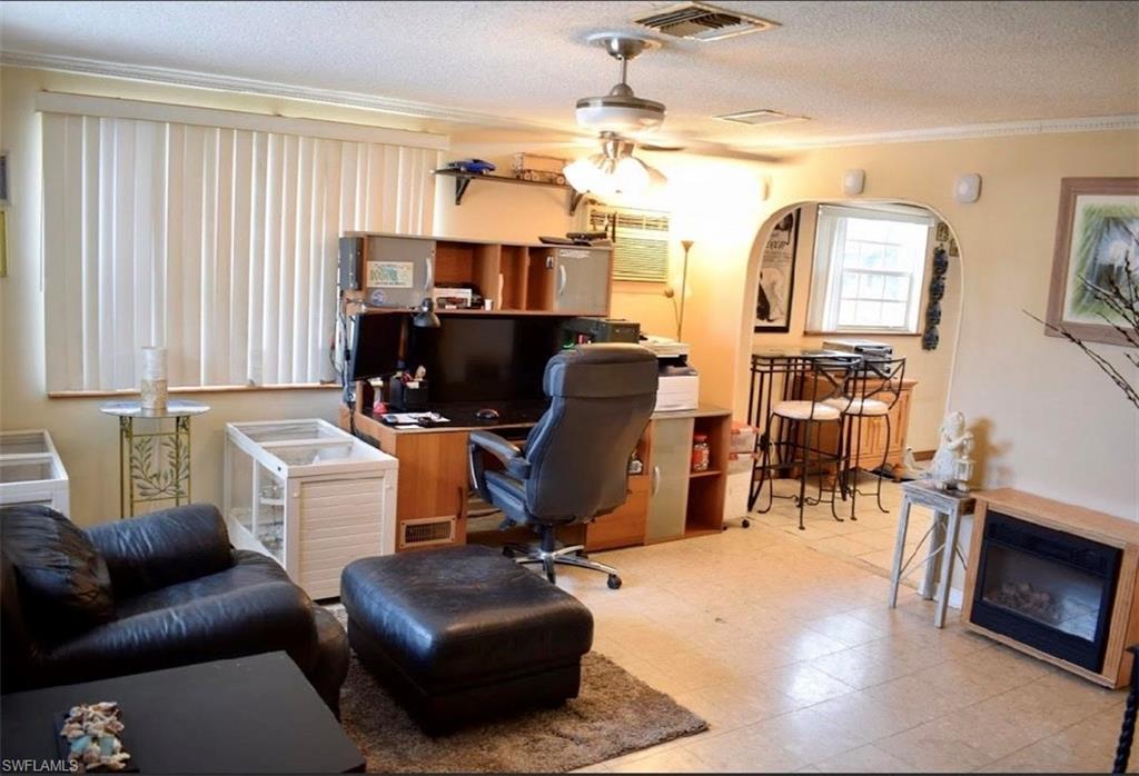 NAPLES PARK - Residential