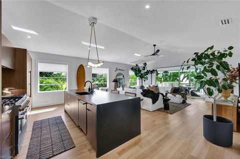 746 Park AVE NAPLES FL 34110