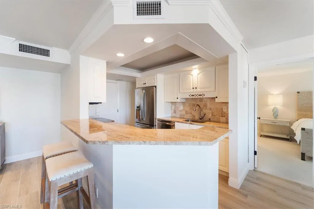 Naples, Florida 34103, United States, 2 Bedrooms Bedrooms, ,2 BathroomsBathrooms,Residential,Active,26823