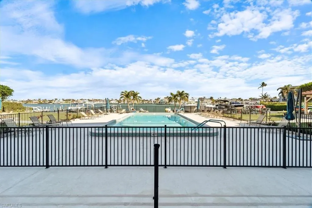 Naples, Florida 34103, United States, 2 Bedrooms Bedrooms, ,2 BathroomsBathrooms,Residential,Active,26823