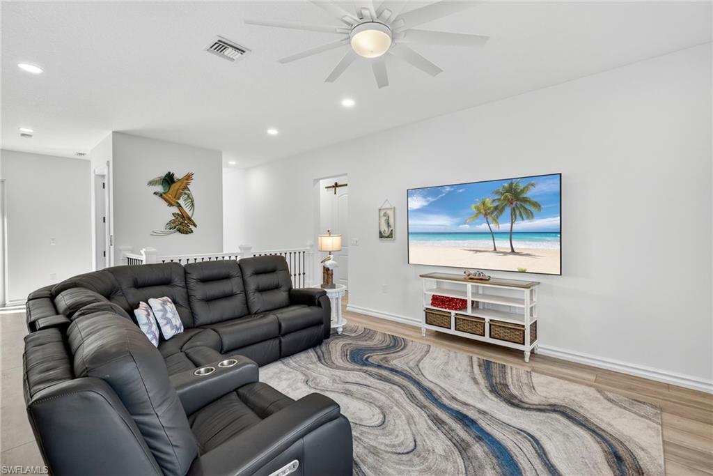 GUMBO LIMBO - Residential