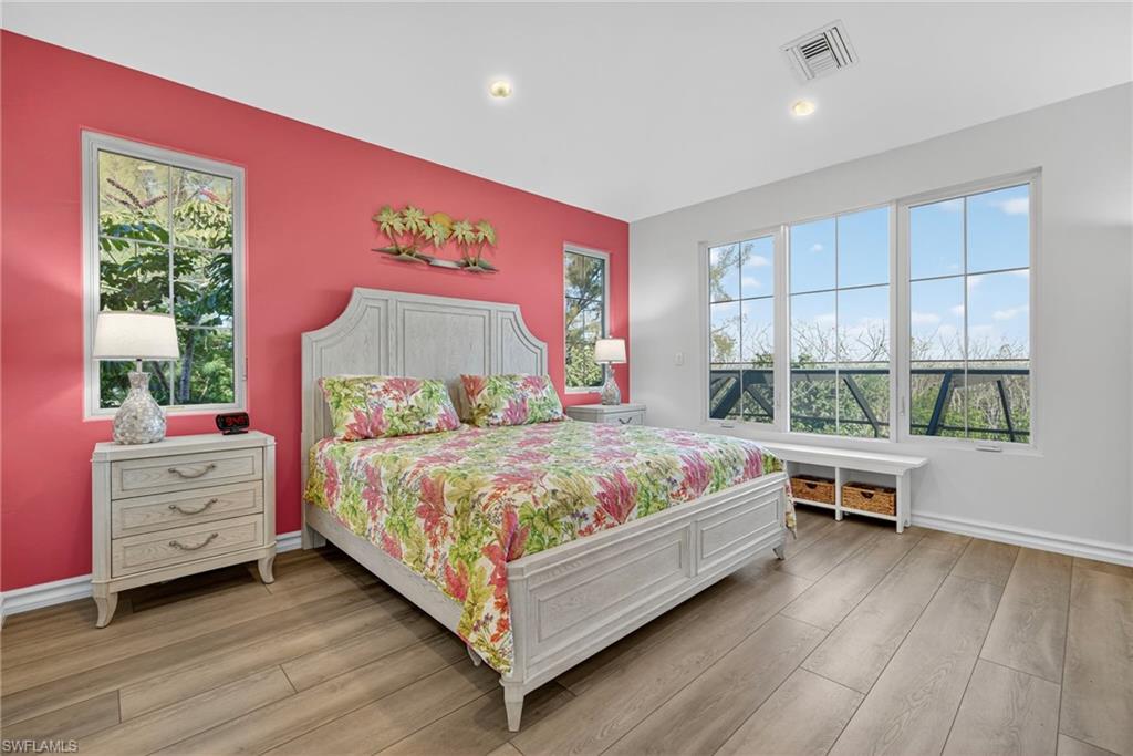 GUMBO LIMBO - Residential