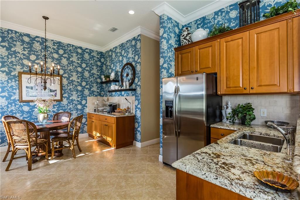 LAGUNA - Residential