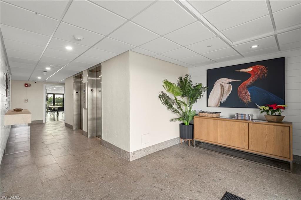 BOARDWALK CAPER - Residential