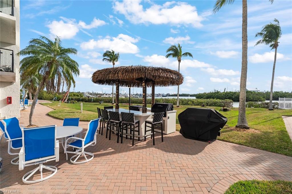 BOARDWALK CAPER - Residential