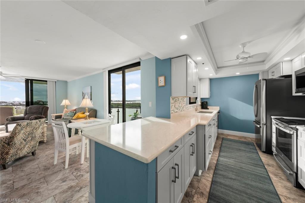 BOARDWALK CAPER - Residential