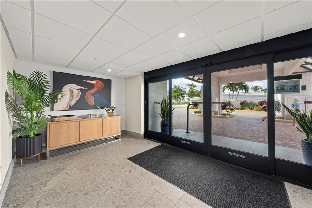 BOARDWALK CAPER - Residential