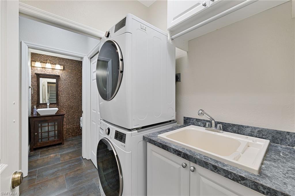 HIDDEN LAKES AT WOODS EDGE - Residential