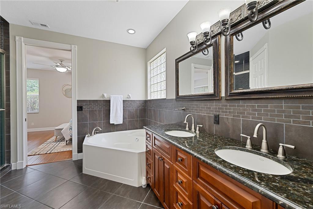 HIDDEN LAKES AT WOODS EDGE - Residential