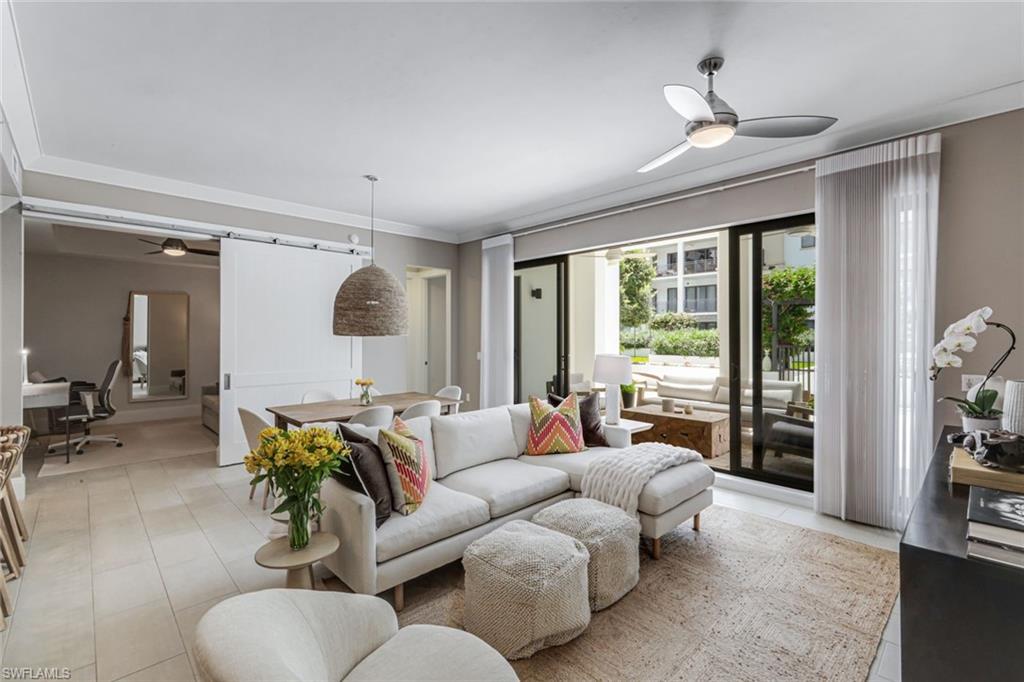 NAPLES SQUARE - Residential