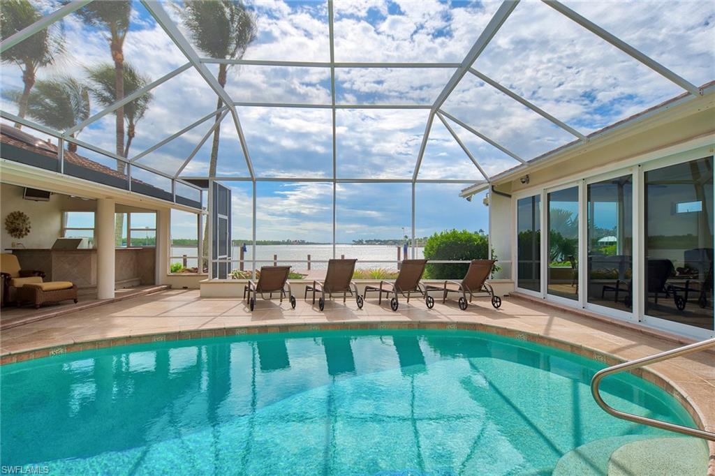 ROYAL HARBOR - Residential