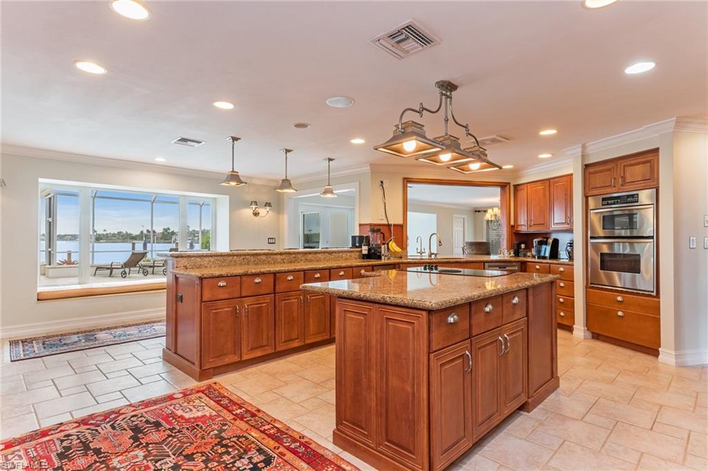 ROYAL HARBOR - Residential