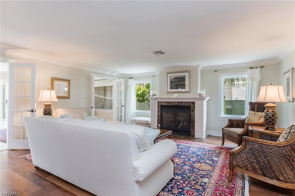 ROYAL HARBOR - Residential