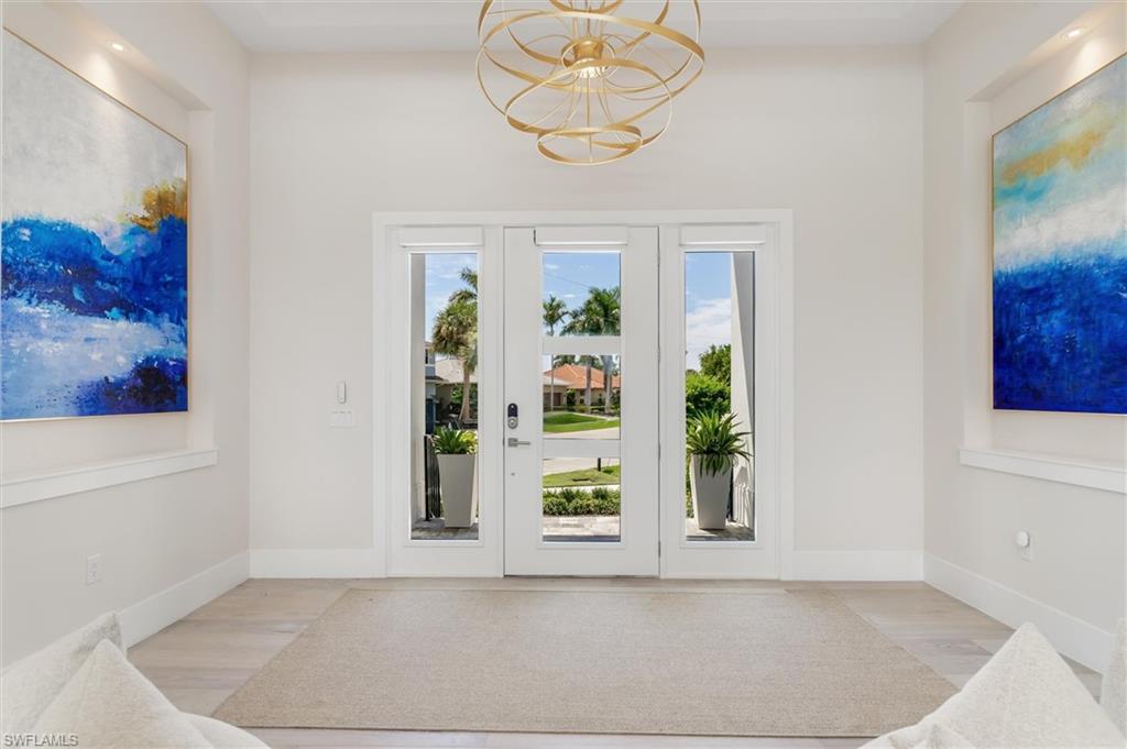 MARCO BEACH - Residential