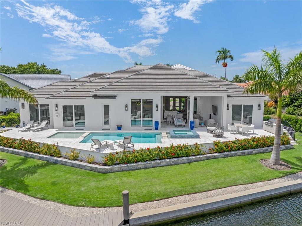 MARCO BEACH - Residential