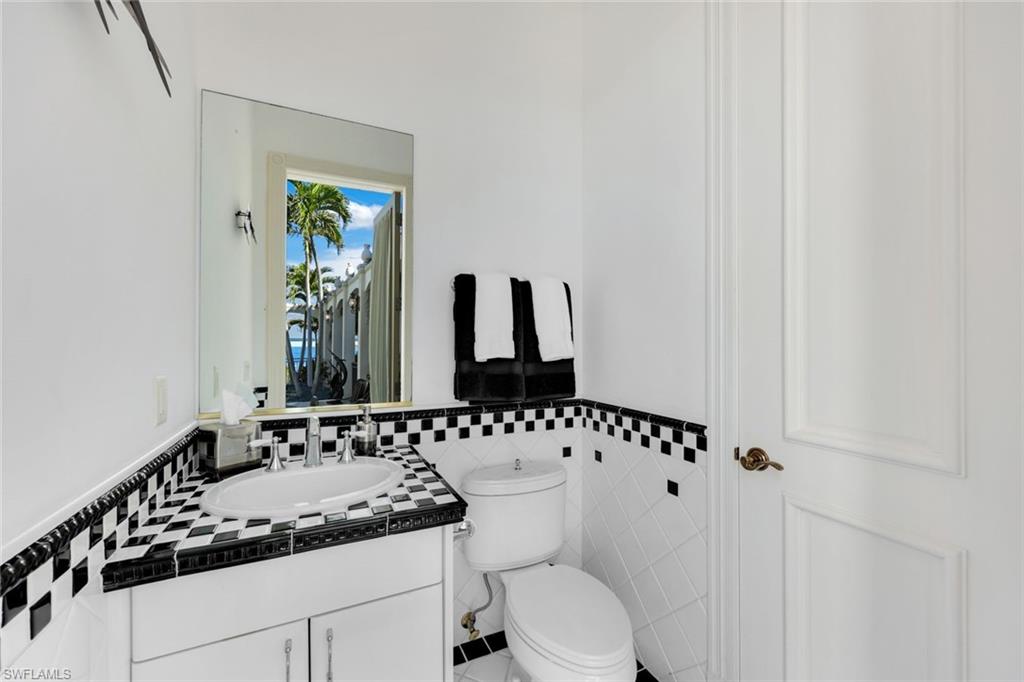 EDGEWATER - Residential