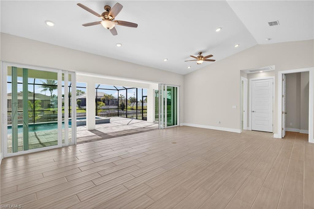 CAPE CORAL - Residential
