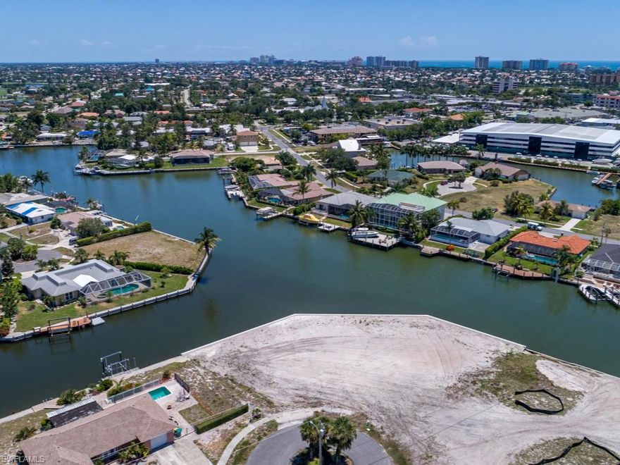 Oversized TIP lot with a BRAND NEW SEAWALL 2019 ($90,375))!! This ideal location at the end of a cul-de-sac offers Southwestern exposure, 270' of waterfront, long & wide water views and quick boating access to the River and the Gulf of Mexico. Seller has a Florida Real Estate license.