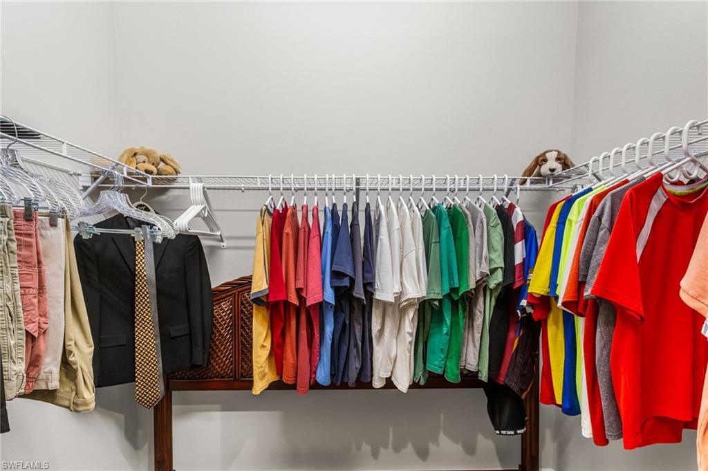 VALENCIA TRAILS - Residential