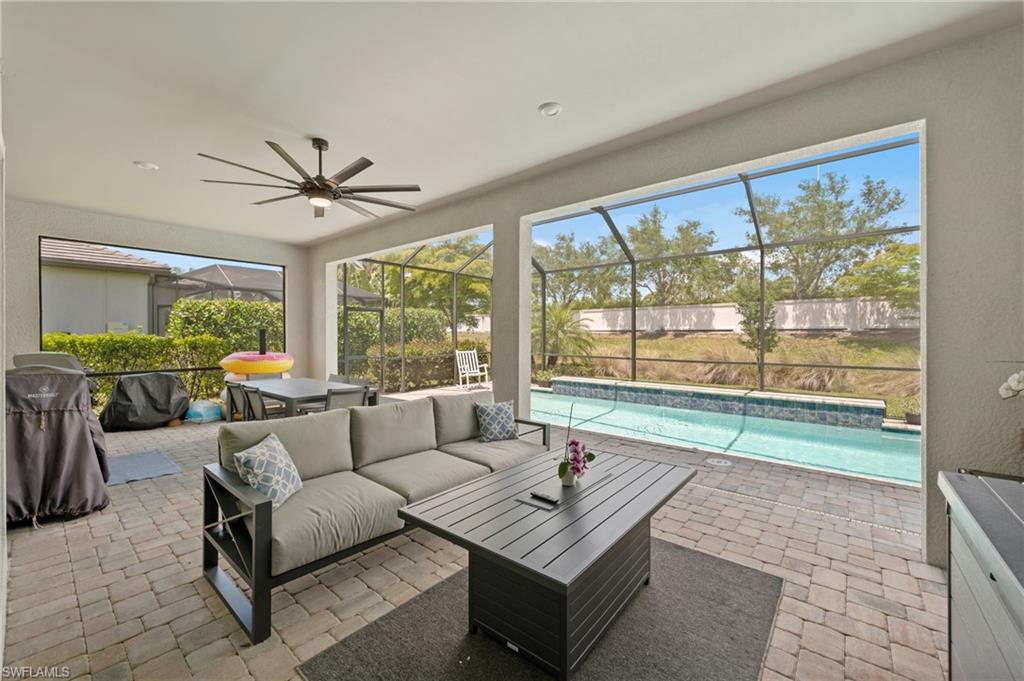 CORKSCREW SHORES - Residential