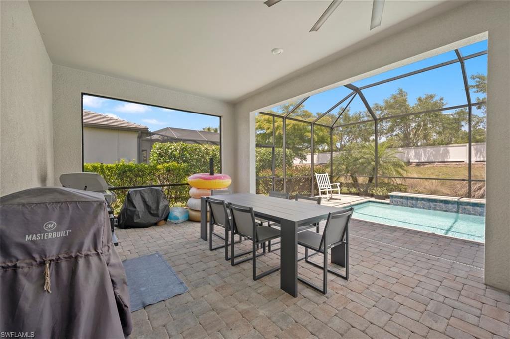 CORKSCREW SHORES - Residential