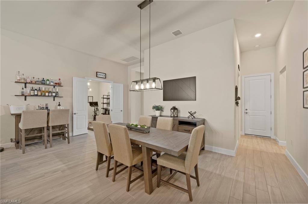 CORKSCREW SHORES - Residential