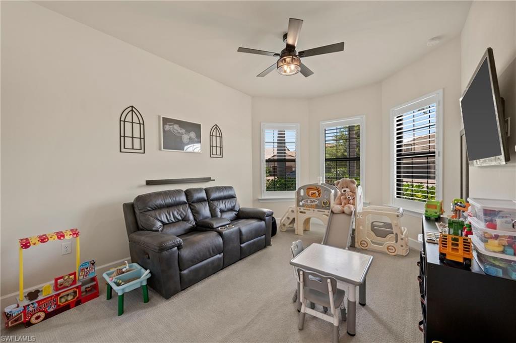 CORKSCREW SHORES - Residential