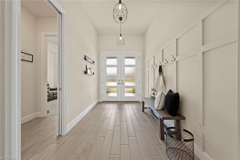 CORKSCREW SHORES - Residential