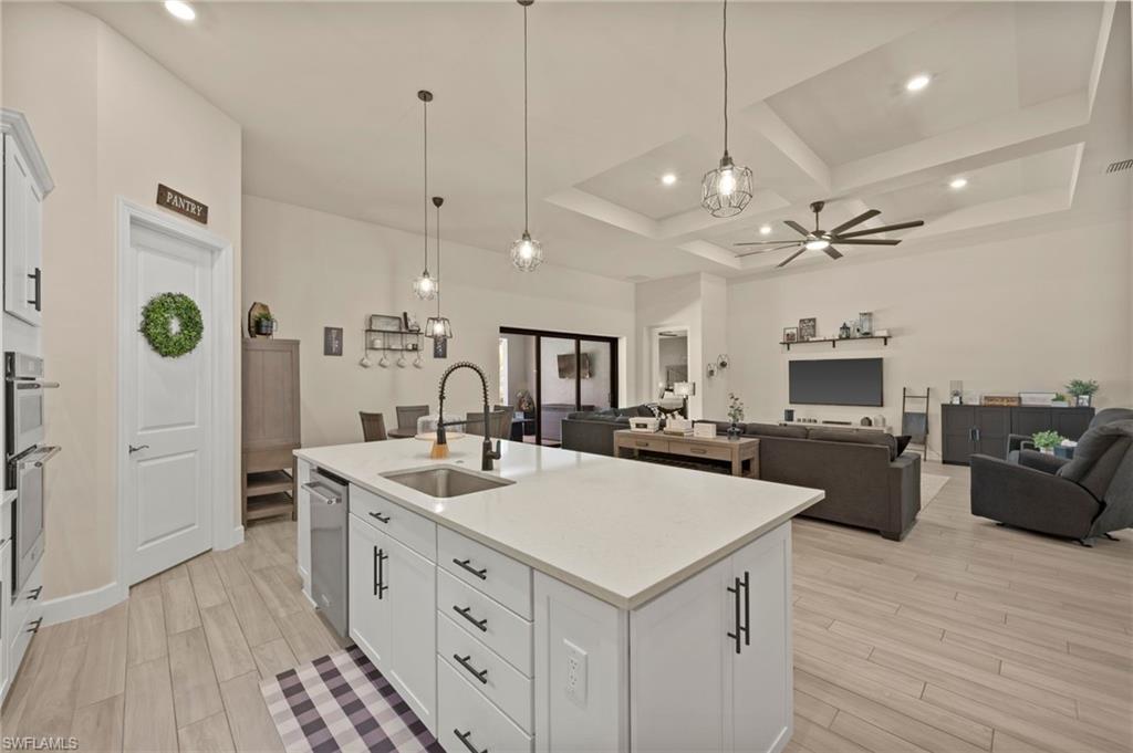 CORKSCREW SHORES - Residential