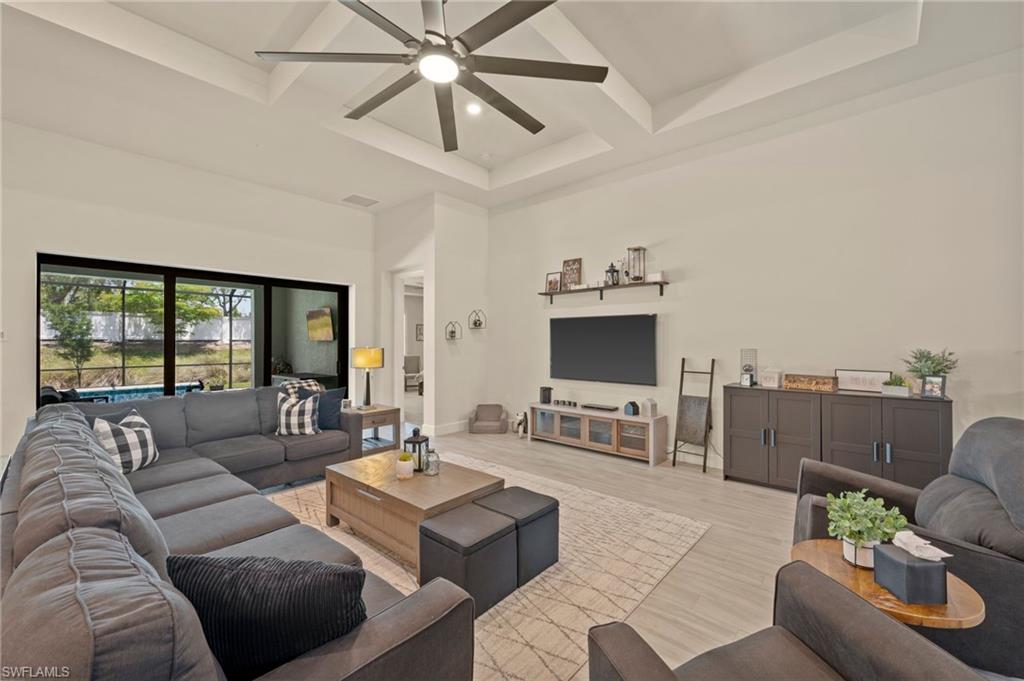 CORKSCREW SHORES - Residential