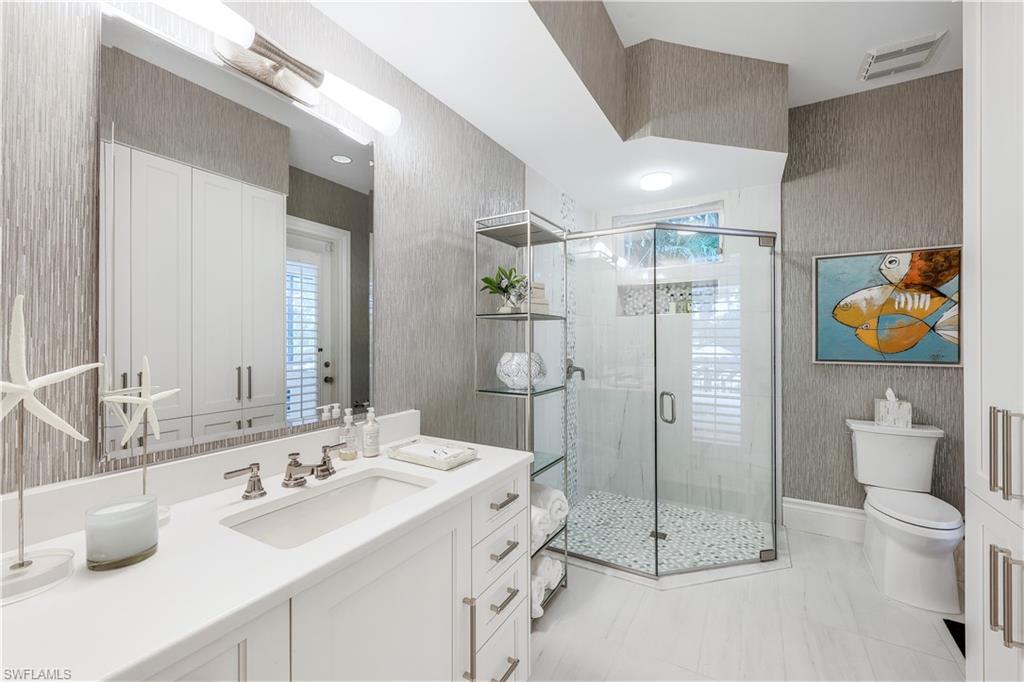 HIDDEN HARBOR - Residential