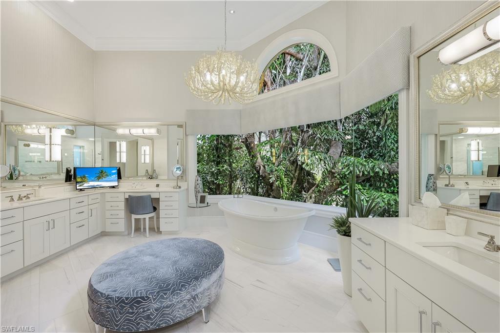 HIDDEN HARBOR - Residential