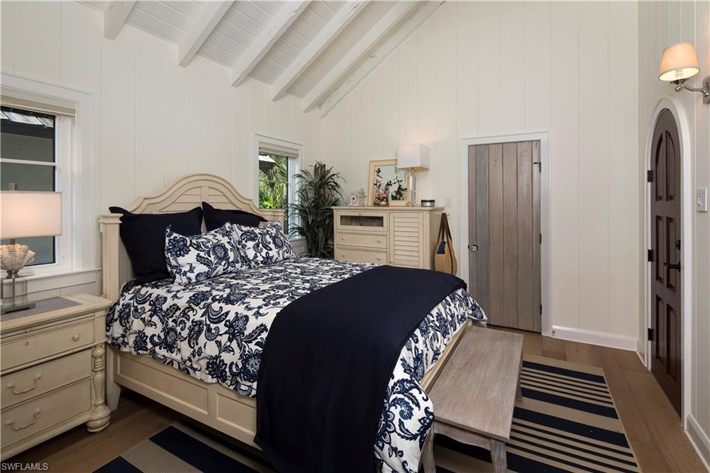 METES AND BOUNDS - Residential