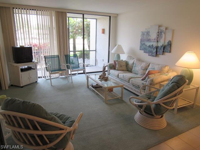 STEAMBOAT BEND - Residential