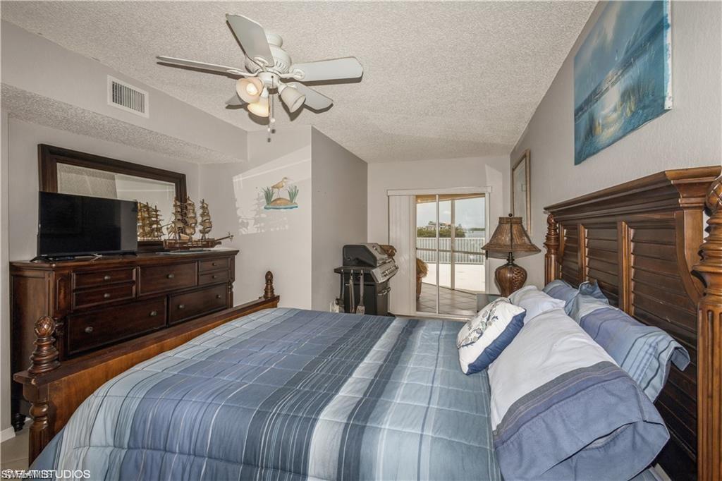 HICKORY BAY WEST - Residential