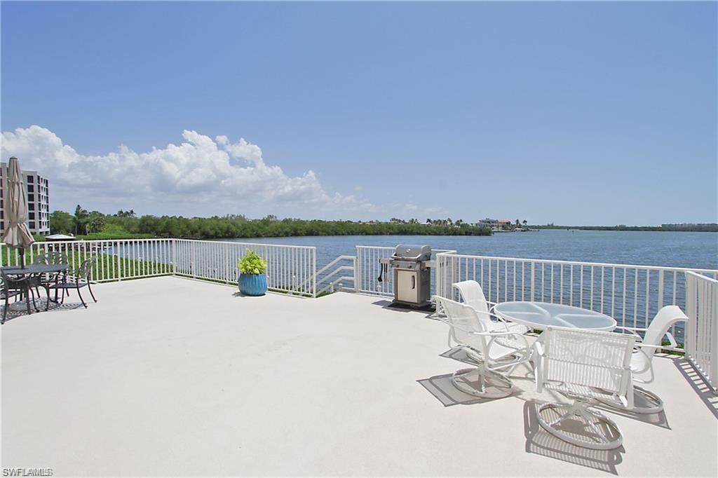 HICKORY BAY WEST - Residential