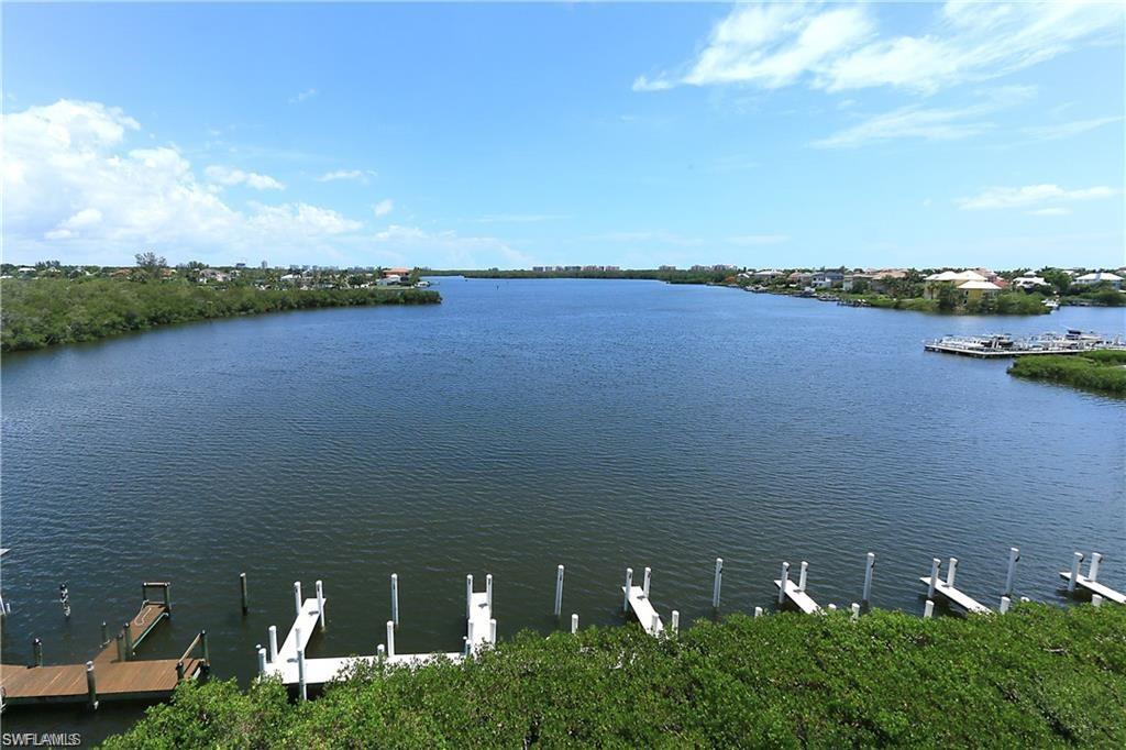 HICKORY BAY WEST - Residential