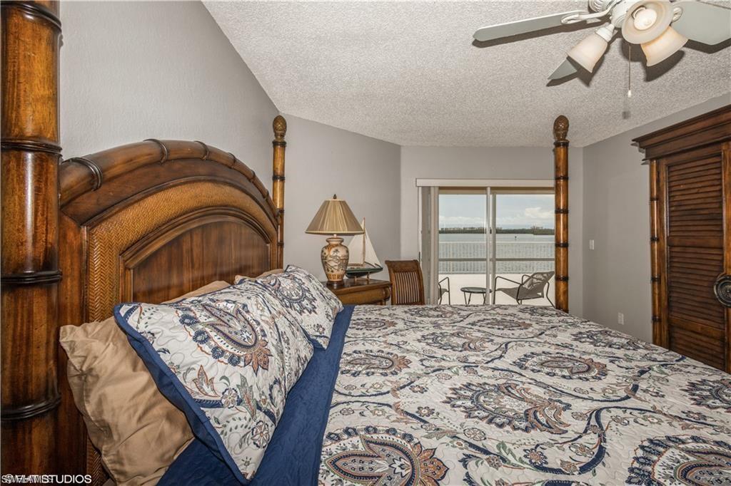 HICKORY BAY WEST - Residential