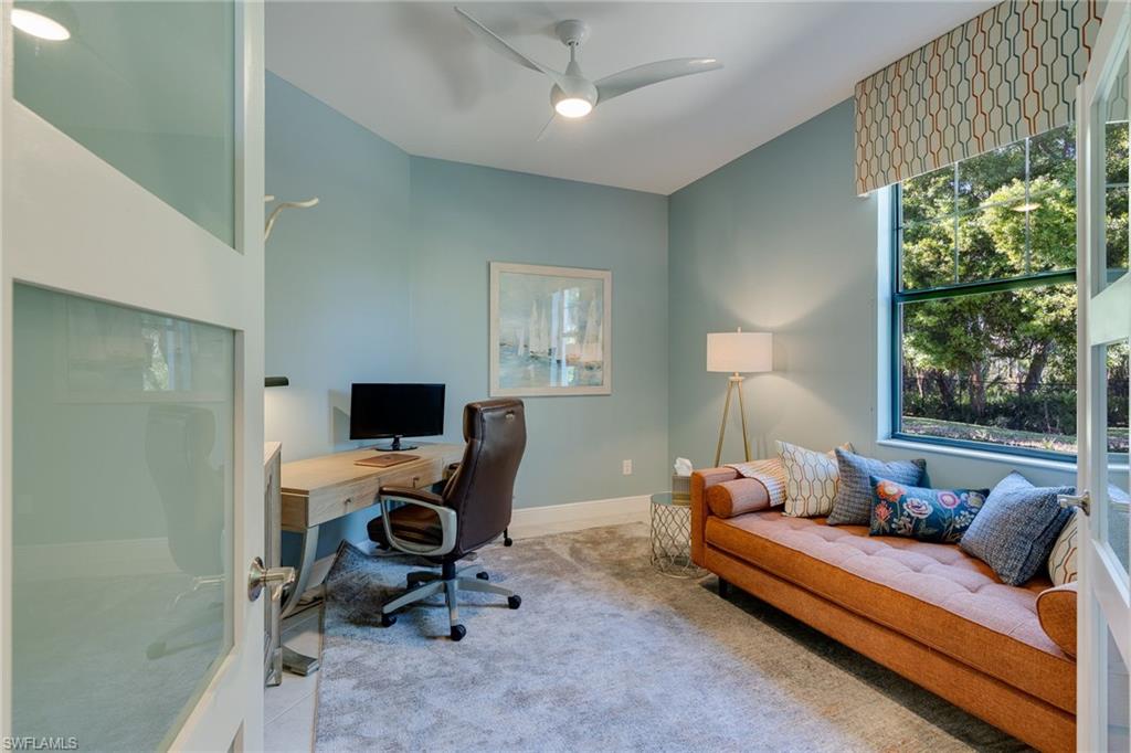 COACH HOMES AT LIVINGSTON LAKES - Residential