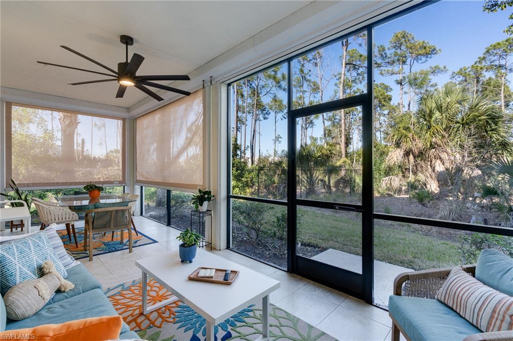 COACH HOMES AT LIVINGSTON LAKES - Residential