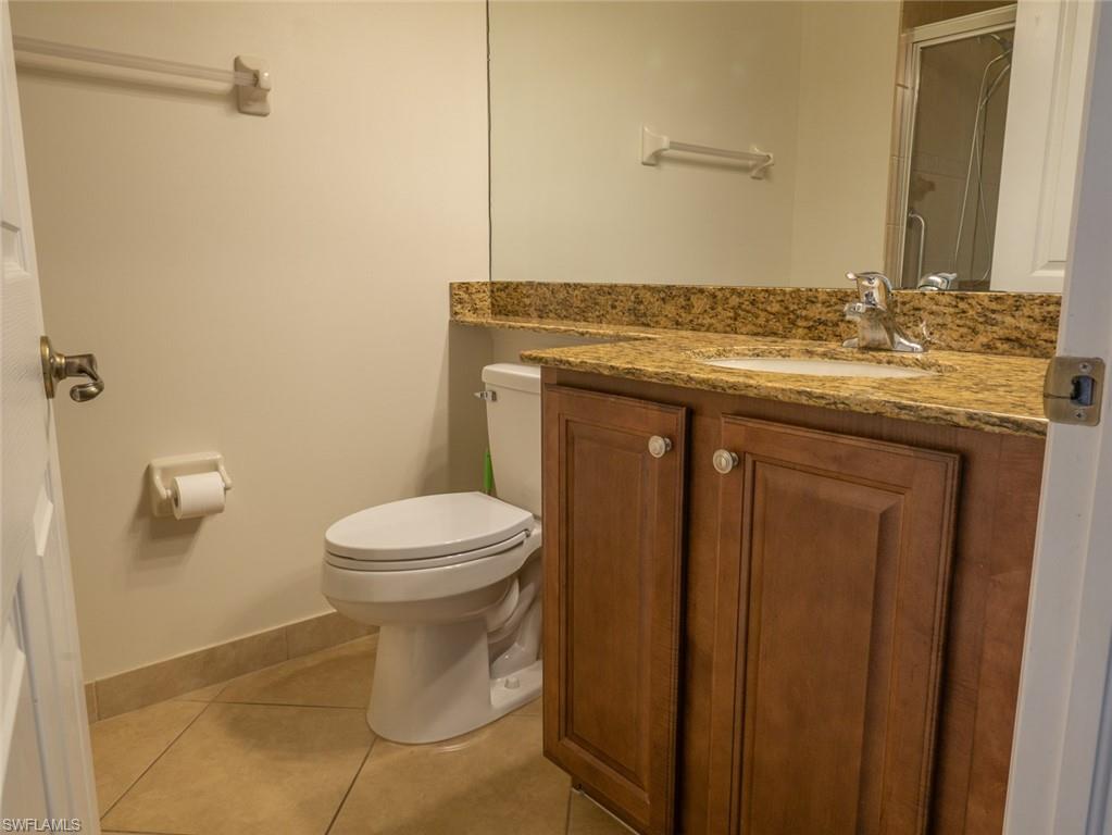 BOTANICA LAKES - Residential Lease