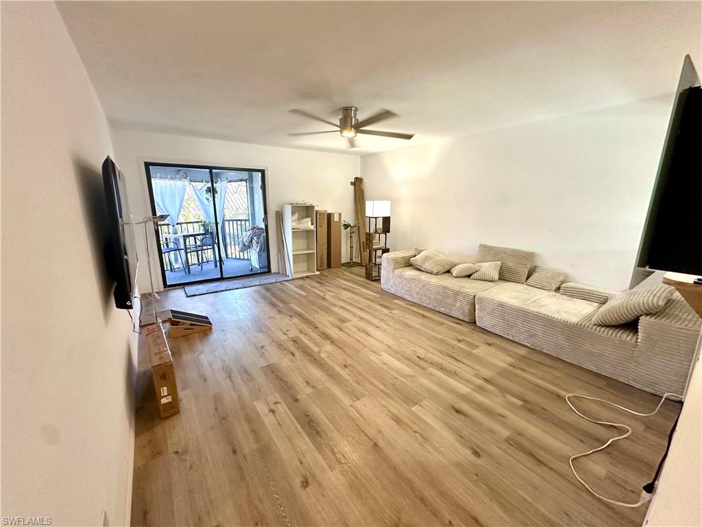 1521 SW 47th TER 201