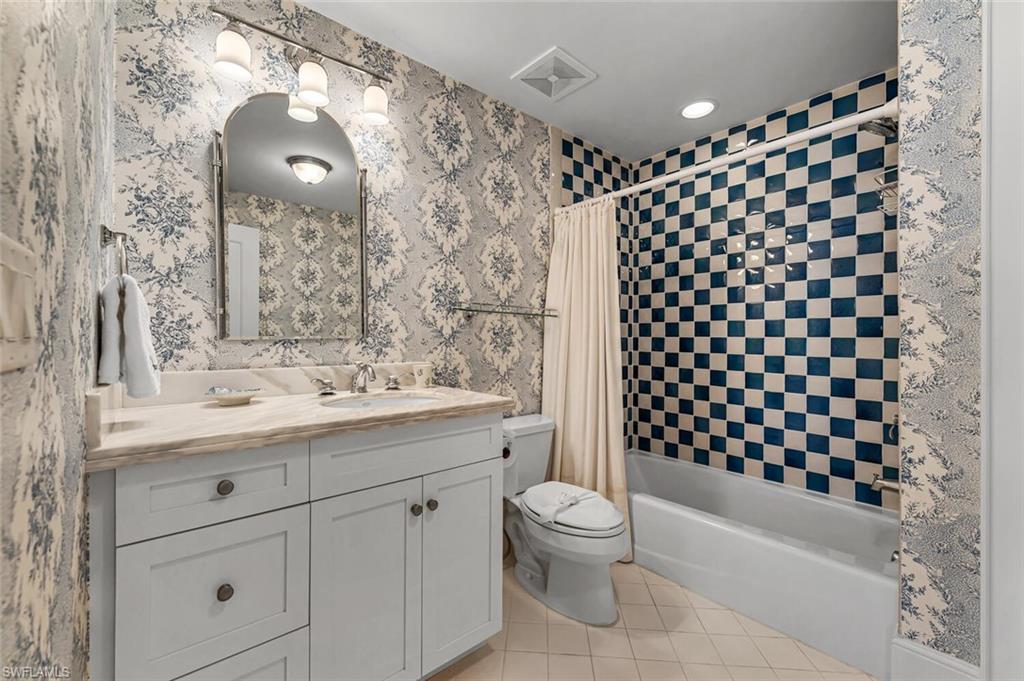 OLDE NAPLES - Residential