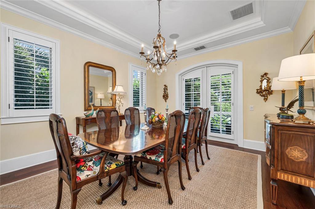 OLDE NAPLES - Residential