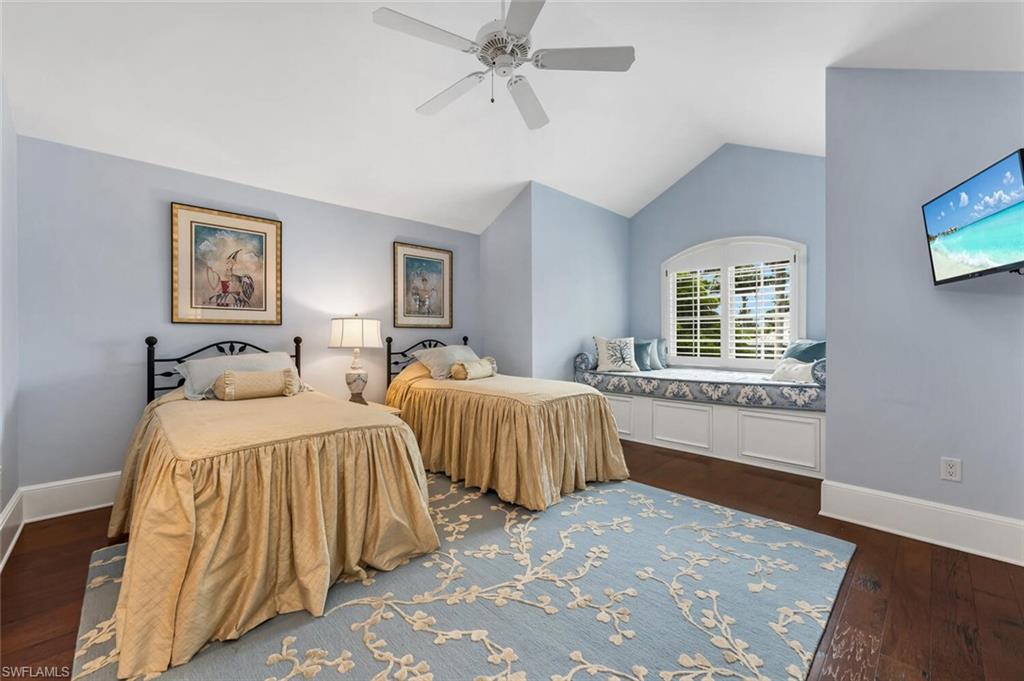 OLDE NAPLES - Residential