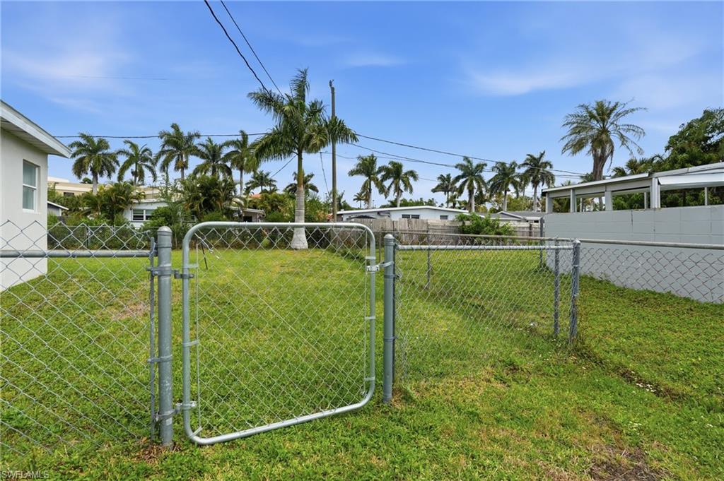 RIVERVUE PARK - Residential