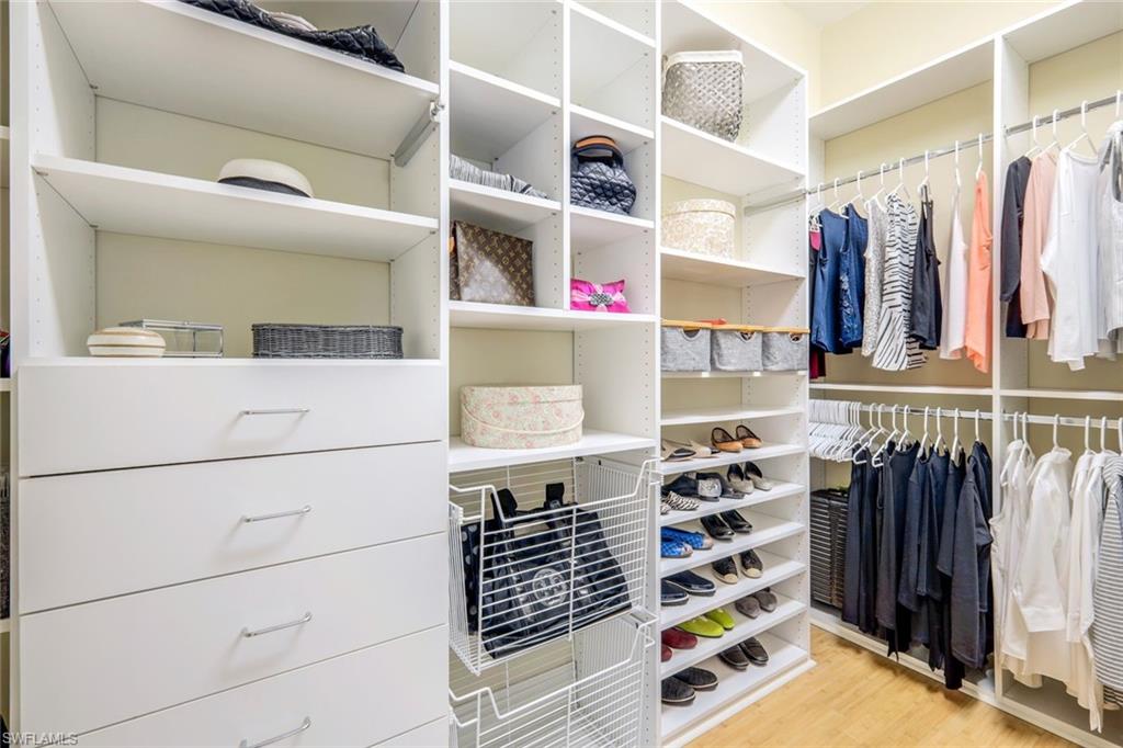 RESIDENCES OF OLD NAPLES - Residential