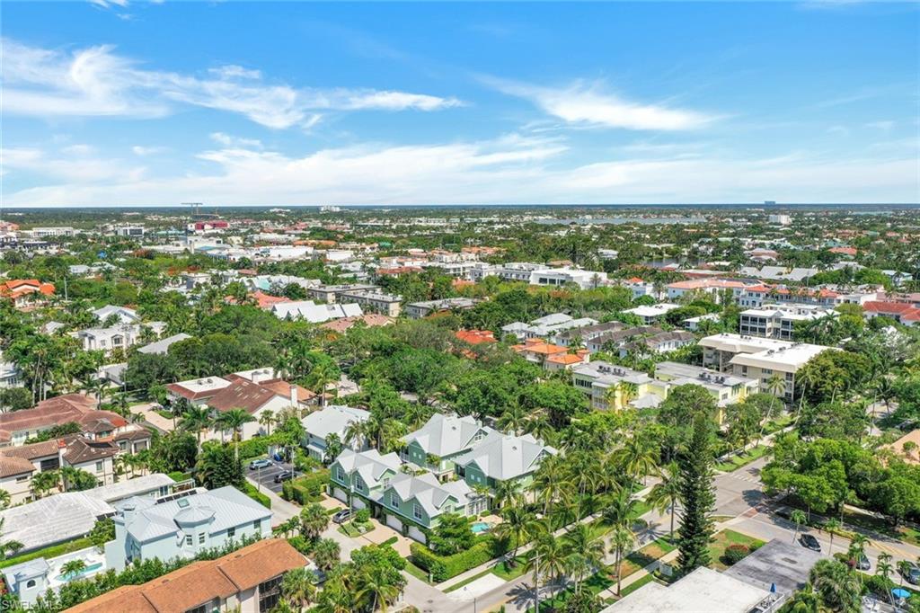 RESIDENCES OF OLD NAPLES - Residential