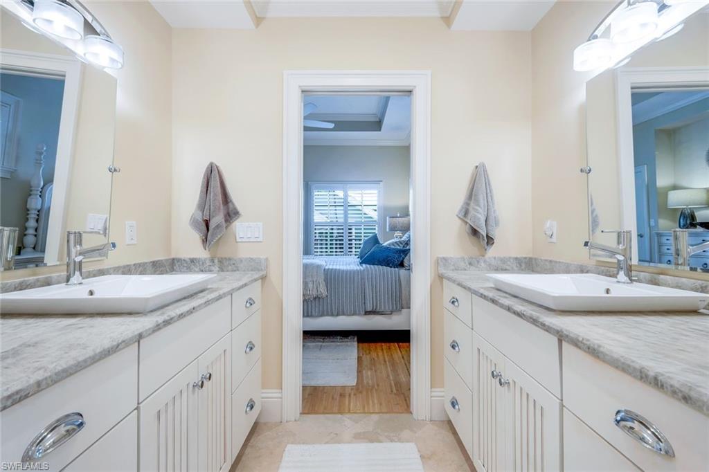 RESIDENCES OF OLD NAPLES - Residential