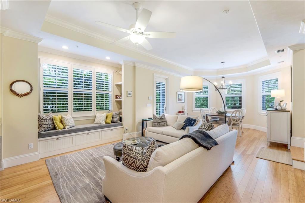 RESIDENCES OF OLD NAPLES - Residential